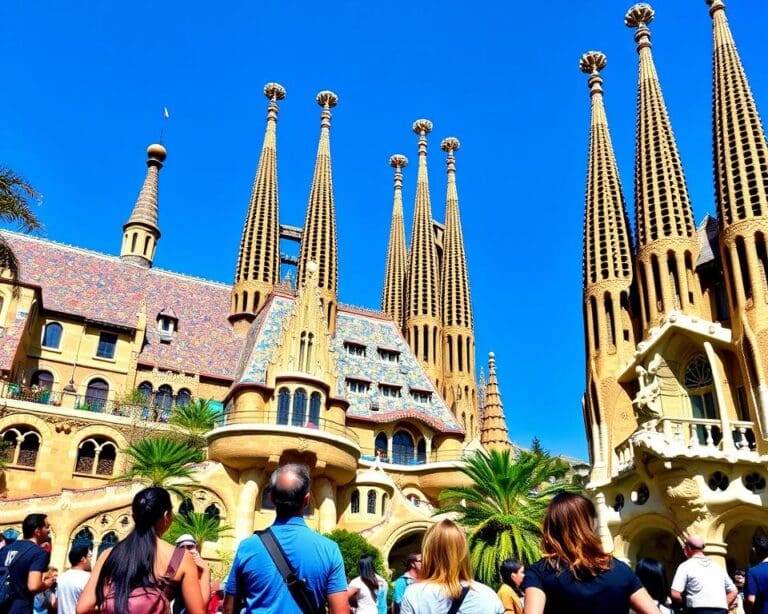 De architectuur van Gaudí in Barcelona bewonderen